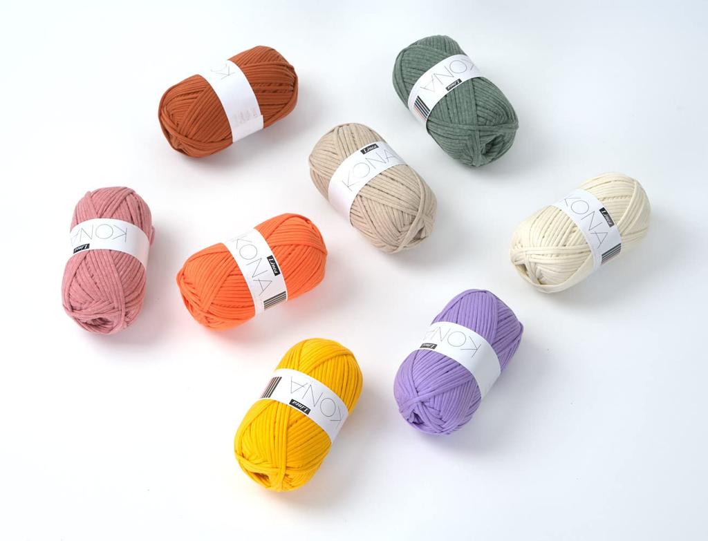 KONA Fluffy Crochet Thick Set of 4 4mm 68m Yarn, Balls, Thick, 65g,