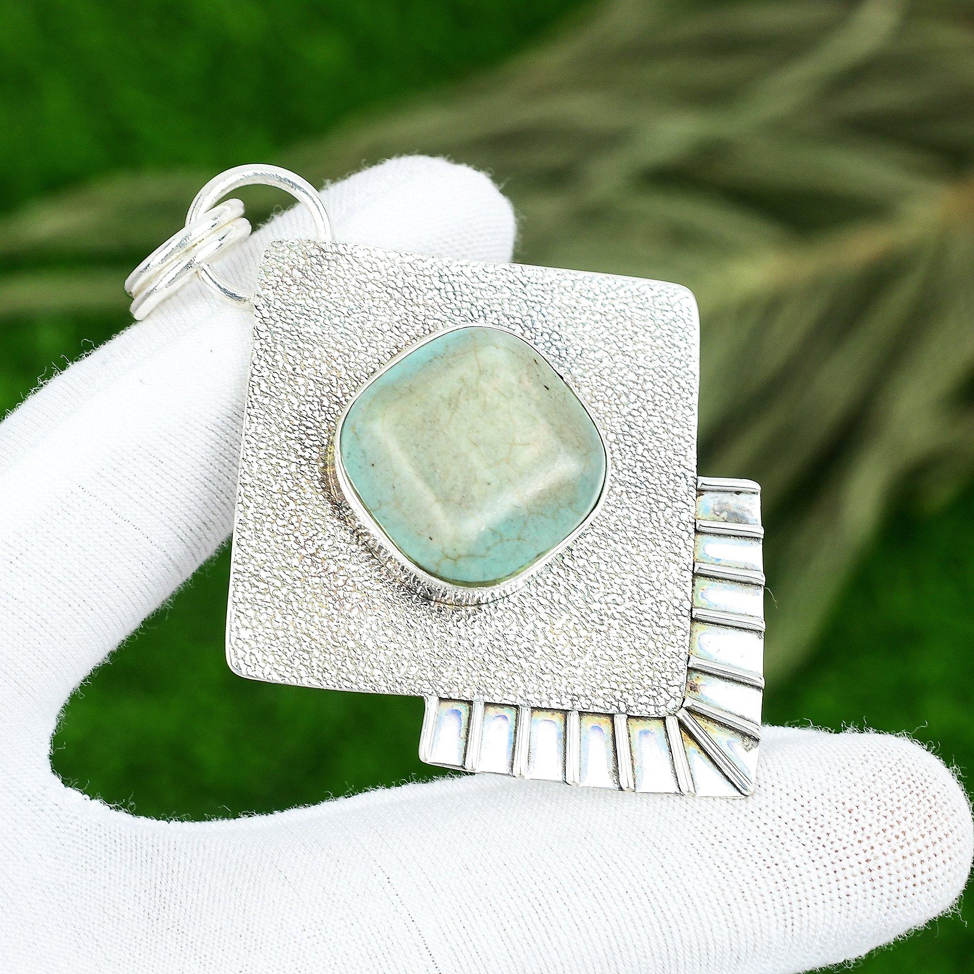 

Sisters Day Sale Natural Tibetan Turquoise Sterling Silver Bezel Pendant Jewelry