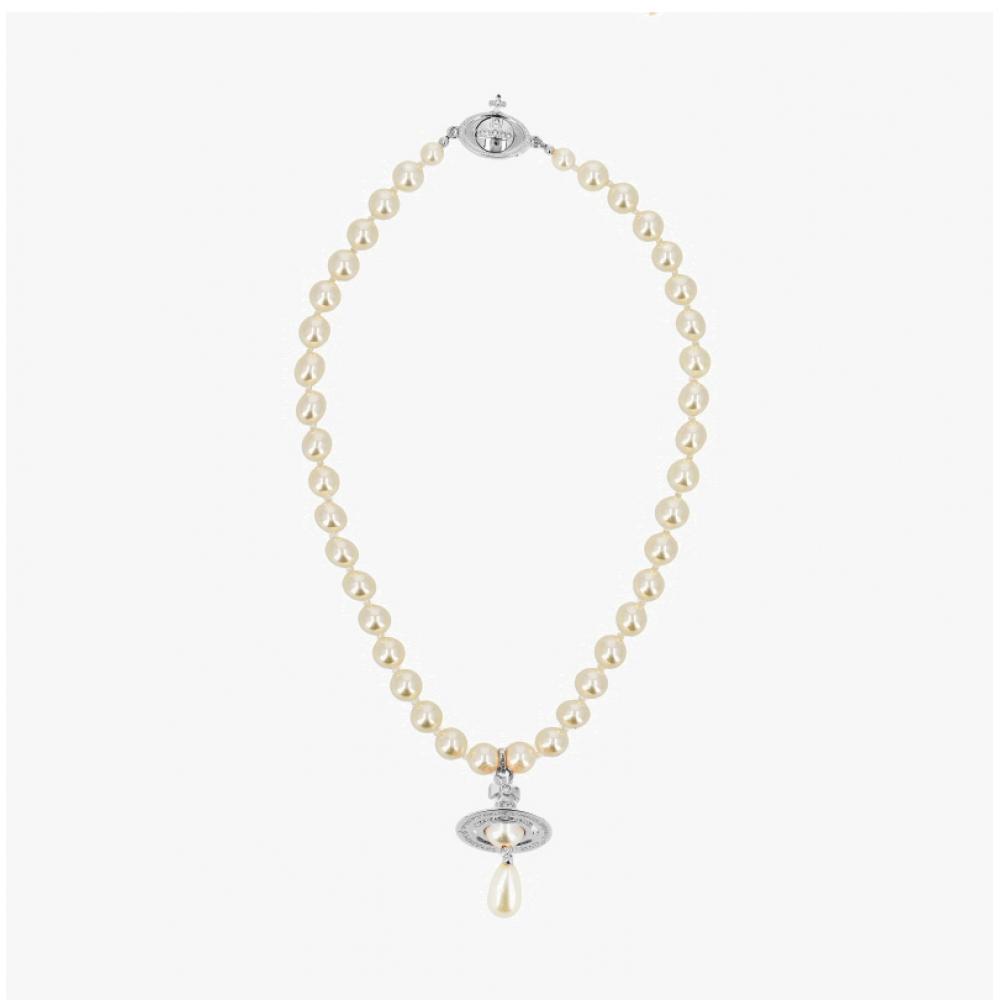 Vivienne Westwood Women Low Pearl Drop Choker Necklace 63030008