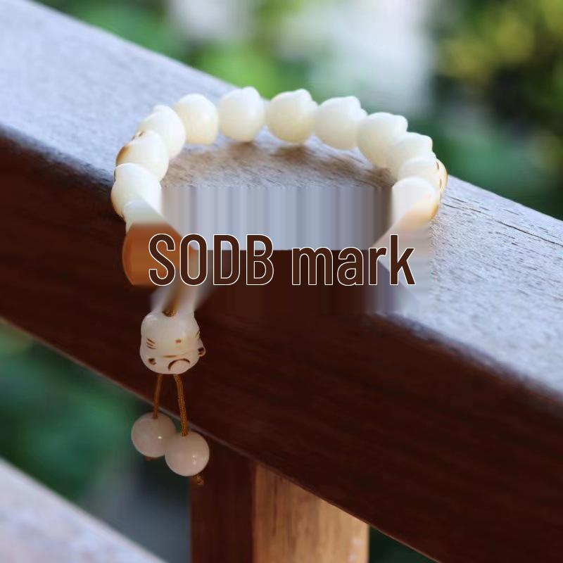 Women's Natural White Jade Charcoal-Grilled Bodhi Root Cat Paw Bracelet with Finger-Wrapped Prayer Beads