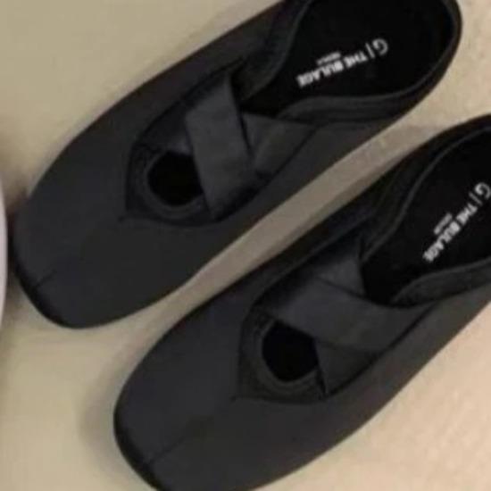 

Брендовые дизайнерские женские балетки с круглым носком и мягкой подошвой, легкие атласные весенние милые танцевальные туфли для женщин 36