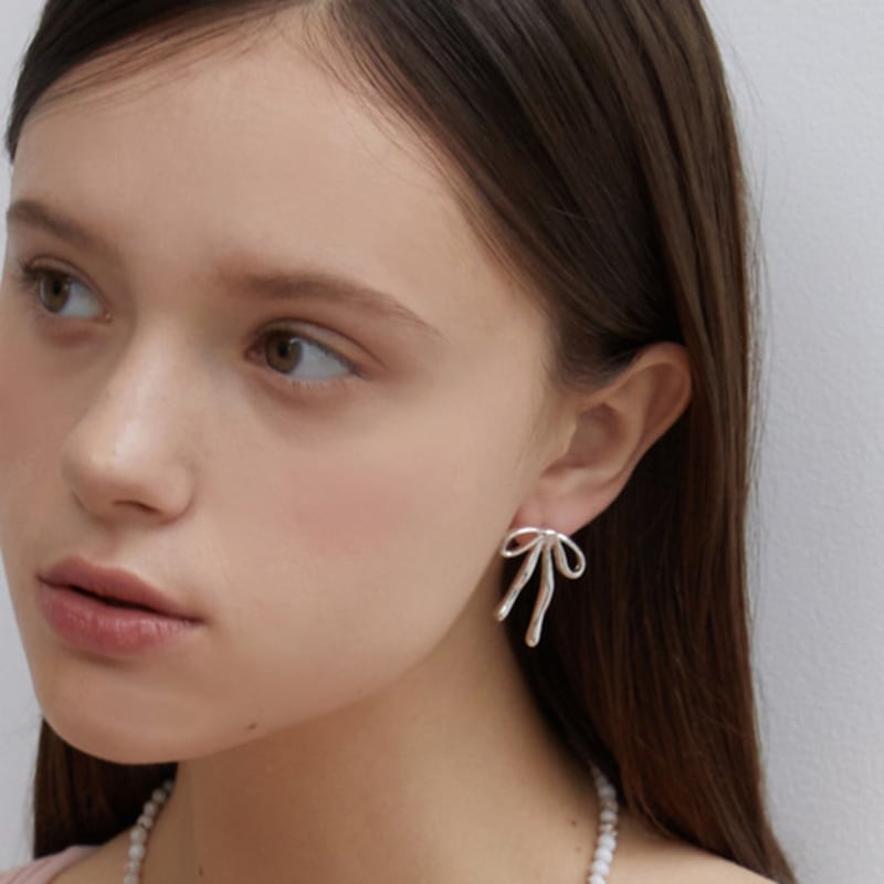 Primaute Melting Ribbon Earring