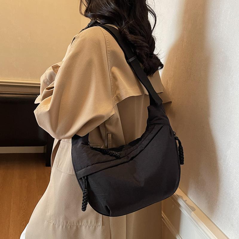 Shoulder Bag Women'S Casual Dumpling Bag Light Sports Commuter Bag Men'S Trendy Brand Messenger Bag