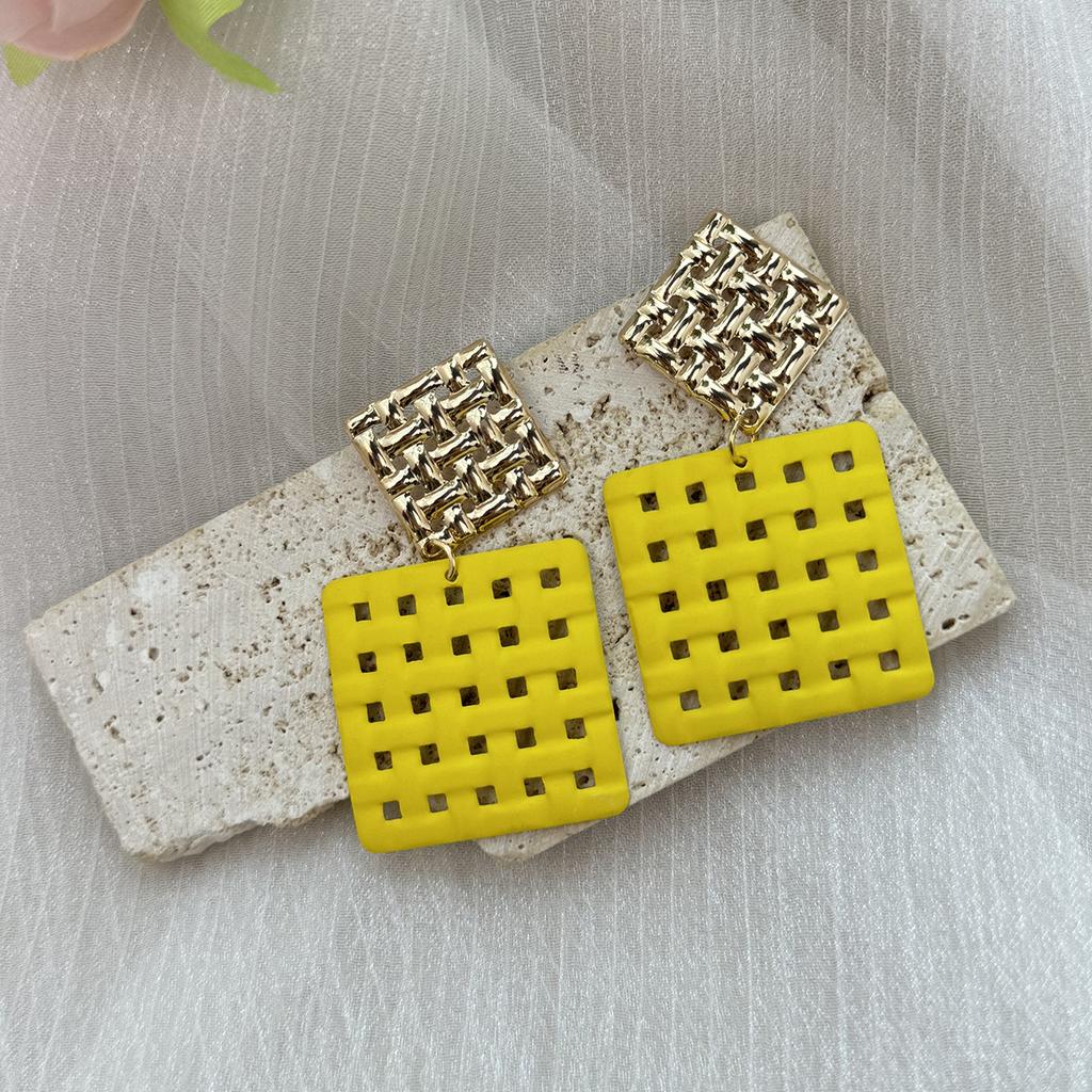 Fashionable Colorful Geometric Irregular Oval Earrings