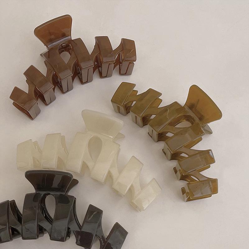 Sweet Jelly-Style Claw Clip: Versatile Hair Accessory for Updos and Waves - Japanese Fashion