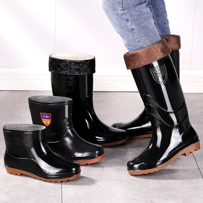 Black brown sole men's medium tube rain shoes classic men's waterproof and wear-resistant kitchen hygiene road water shoes rubber shoes men's shoes