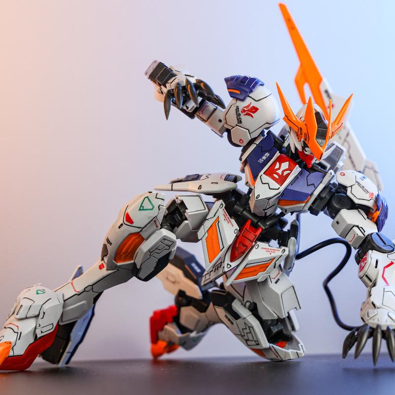 Max Iron-Blooded Orphans Barbatos Lupus Rex 1/100 Fm Advanced Emperor Form Kit di Montaggio Modello Action Figures Giocattoli Regali Sorpresa
