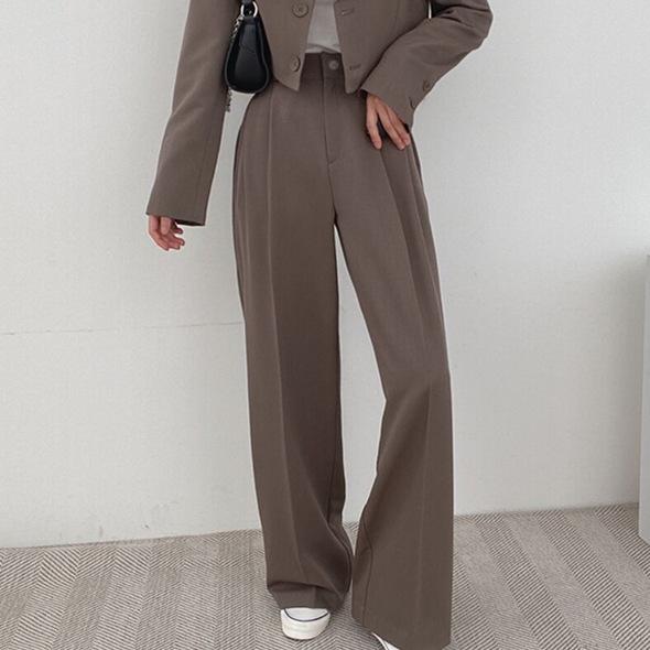 2025 Autumn Petite Khaki Blazer Suit Set for Women: Chic Commuting Style
