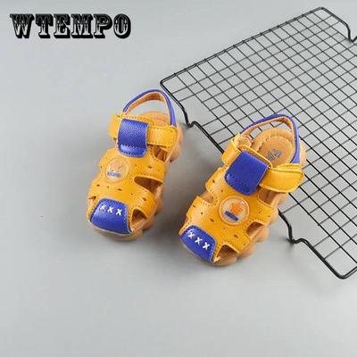 Sommersandalen für Kinder mit weicher Sohle, coole Jungen-Cartoon-Schuhe, rutschfeste und trittfeste flache Sandalen für Kinder