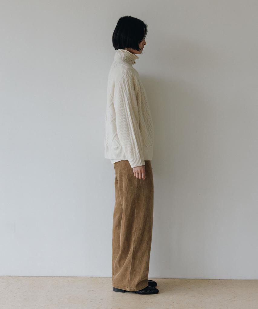 Beullaengkeulumumeon Cable Turtleneck Knit_Natural