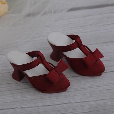 Bebek ve Peluş Oyuncaklar – Bebek aksesuarları ve kıyafetleri