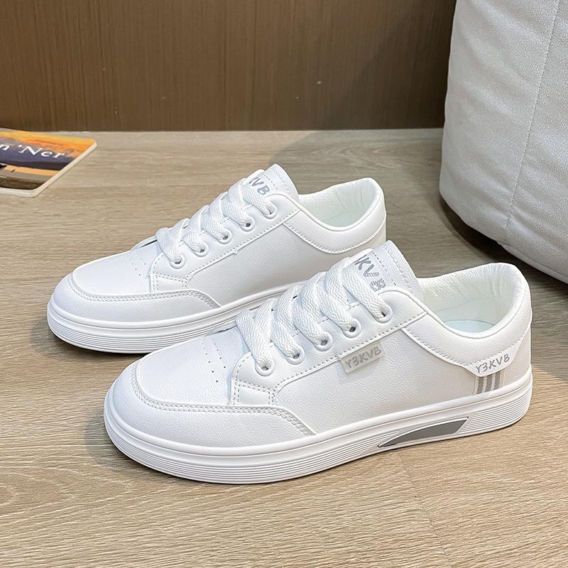 

Маленькие белые туфли женские повседневные универсальные дышащие спортивные туфли интернет-знаменитости плоские туфли осенние одинарные туфли 40