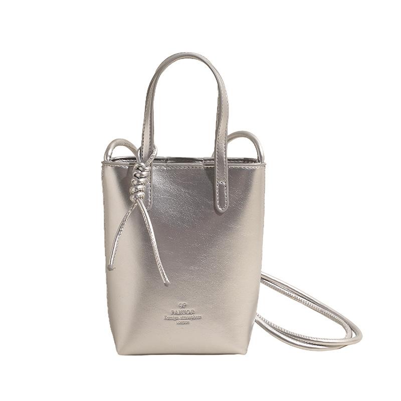Han niche fashion mobile phone bag women's 2026 spring and summer new simple small square bag shoulder messenger bag