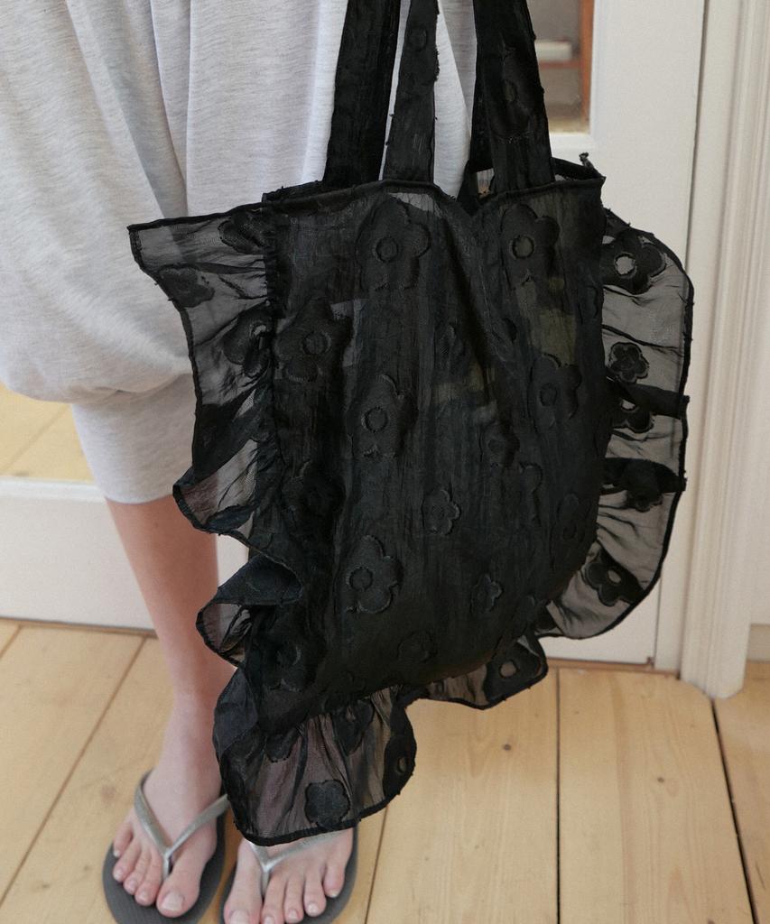Voor Frill Blossom Shoulder Bag_Black