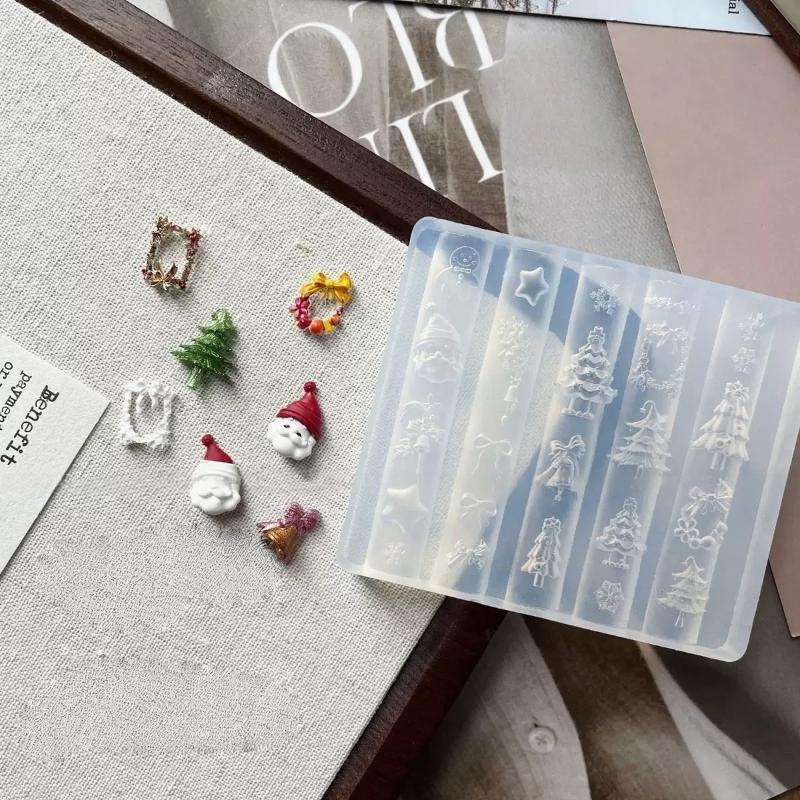 3D Silicone Nail Mold Diy Christmas Tree Snowman Gingerbread Man Transparent Template Nail Art Decorations Manicure Design Tool