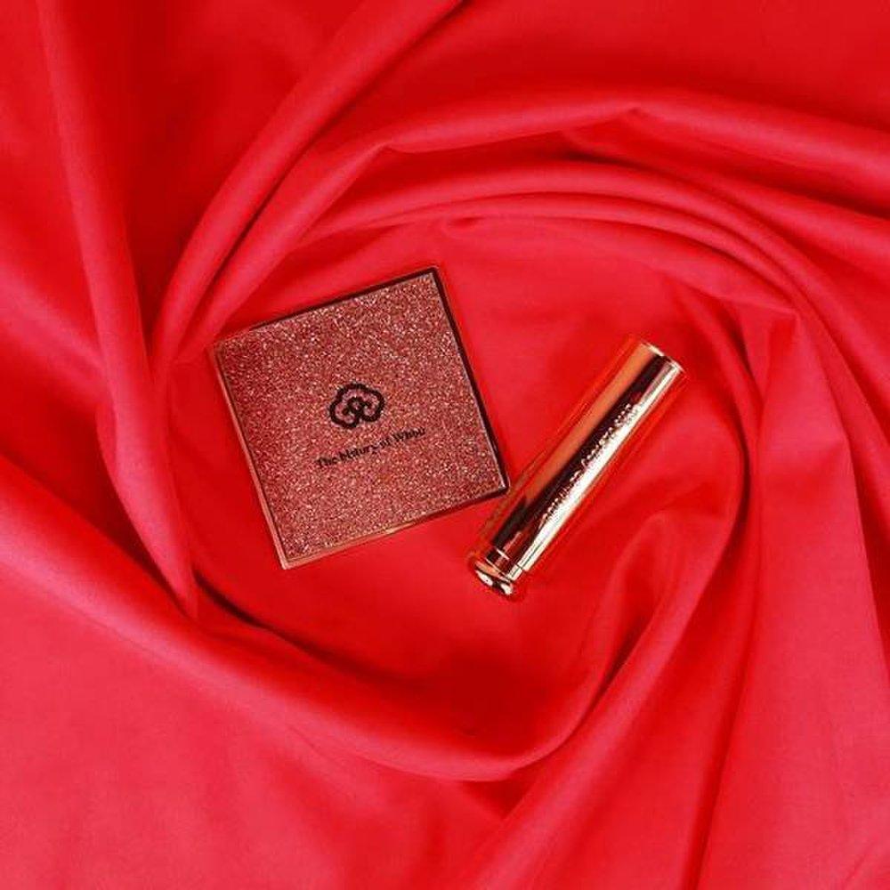 

The Whoo Gongjinhyang Palace Lip Balm Red Planning