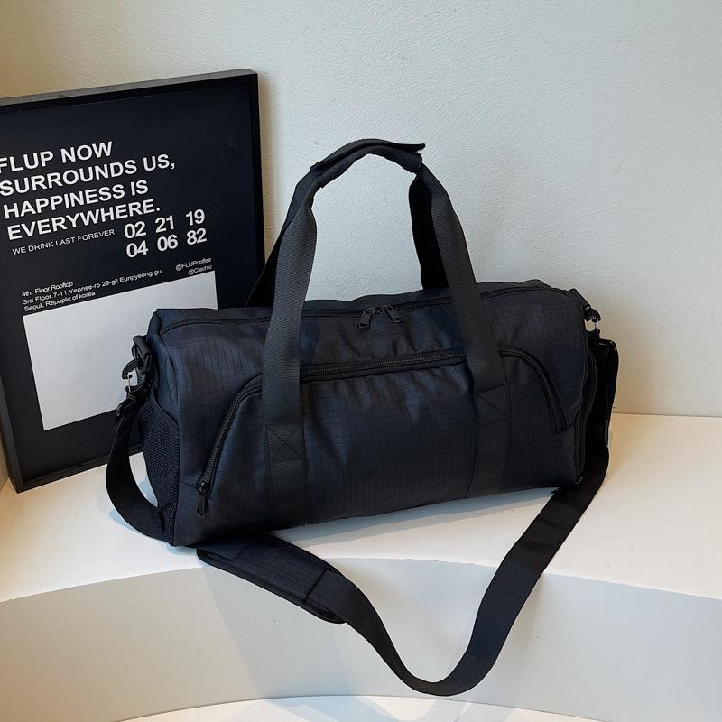 Versatile Wet & Dry Separation Bag - Ideal for Swim, Fitness, Travel, or Yoga. Large Capacity, Suitable for Short Trips and Outings.