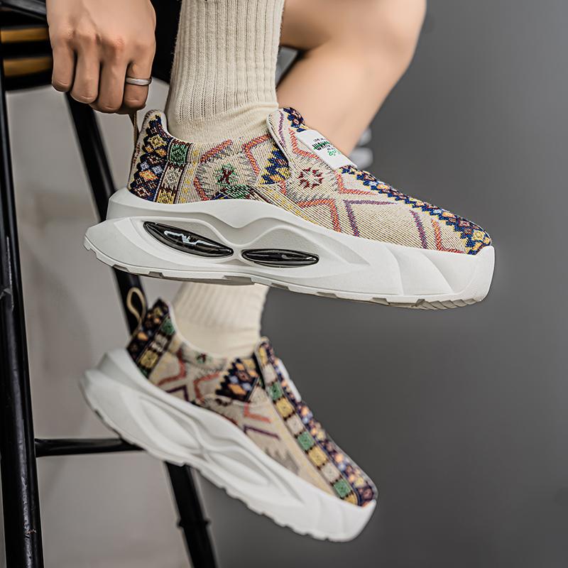 Men’s Sports Shoes Casual Street Style Platform Sneakers Students Over Sized Printed Skateboard Shoes Height Increase