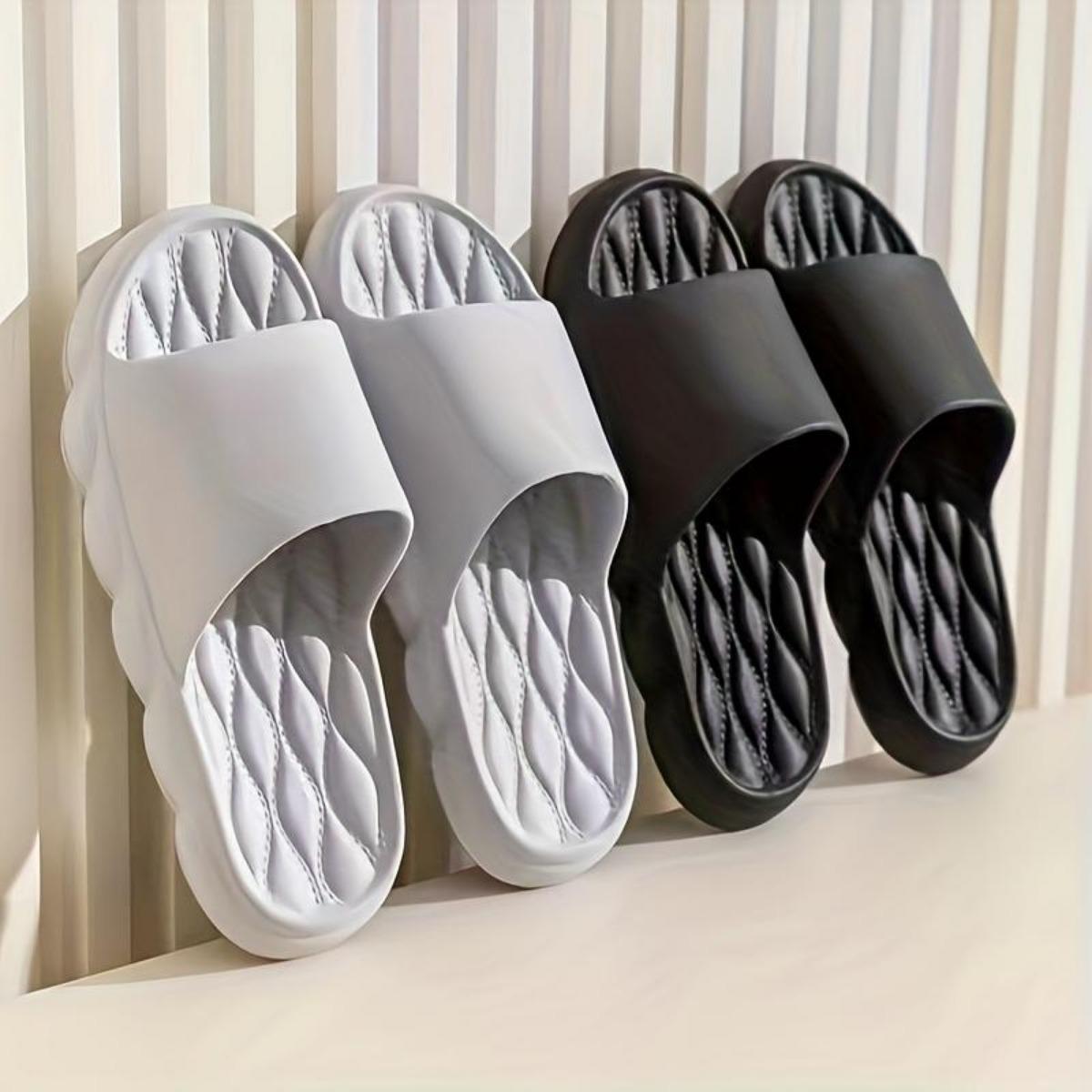 

Мужские легкие тапочки на одну ногу с нескользящей подошвой, легко моющиеся широкие сандалии для ношения в помещении и на улице, простой материал ЭВА