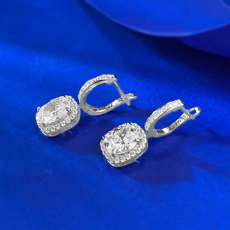 Fat Square 6 * 7Mm White Diamond Earrings Temperament Earrings Earrings