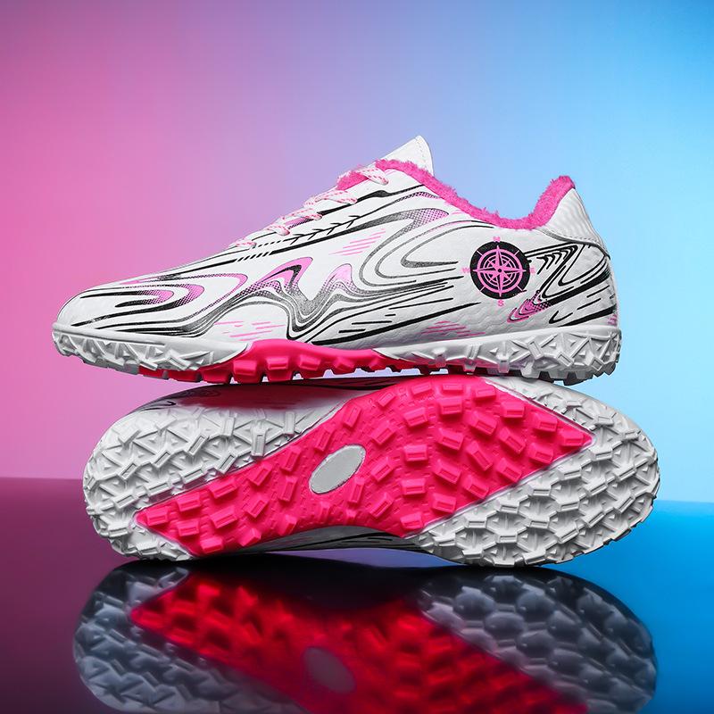 Autumn And Winter Velvet New Long Nails Broken Nails Football Shoes To Keep Warm Youth Game Training Professional Football Shoes