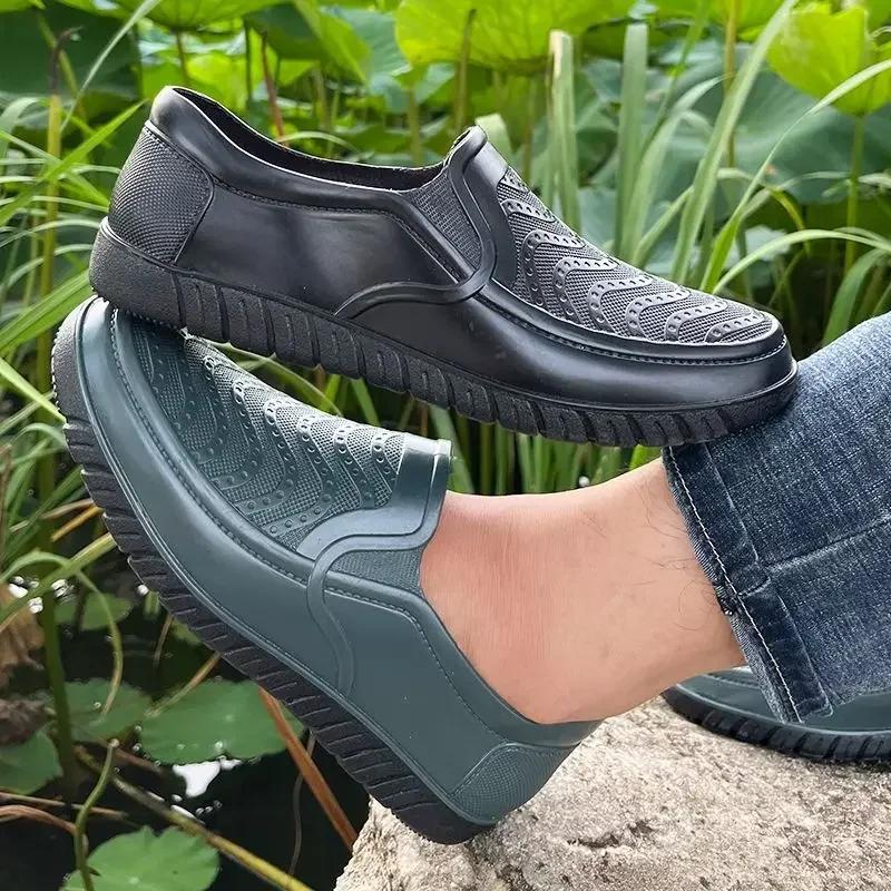 Fashion Black Cooking Ankle Short Rain Boots for Men Chef Kitchen Fashion Low Gum Without Lacing Waterproof and Non-slip Pvc Man Shoes