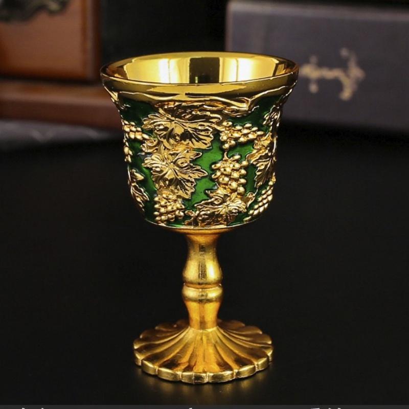 Mini Wine Glass, Multiple Colors Delicate Vintage Spirits Goblet, Alloy Portable Chalice Cup Friends Festive Decoration,1pcs