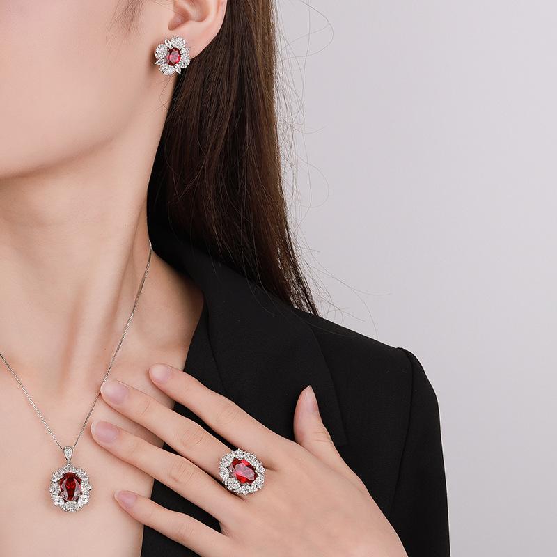 Jewelry Copper Bottom Gold-Plated Simulation Red Corundum Retro Suit Female Main Stone 10 * 14-8 * 10