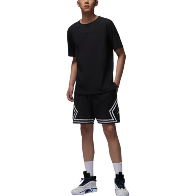 Jordan T Shirts Men's Black Crew Neck Moderate Straight Fit FN5865-010