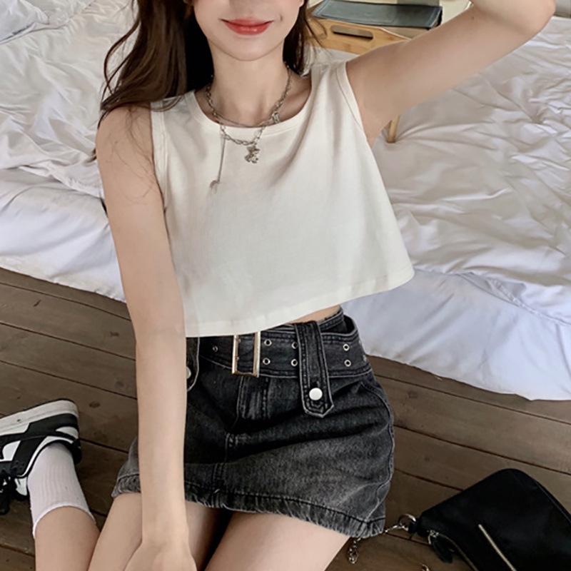Women's White Sleeveless American Hot Girl Sports Vest - Niche Design, Loose Fit Summer Top