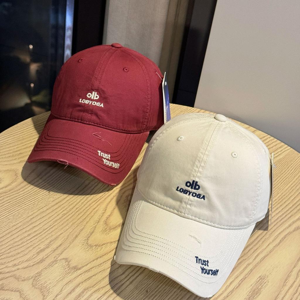 Vintage American street style simple embroidered soft-top baseball cap with deep fit for large head sizes, unisex sun protection cap