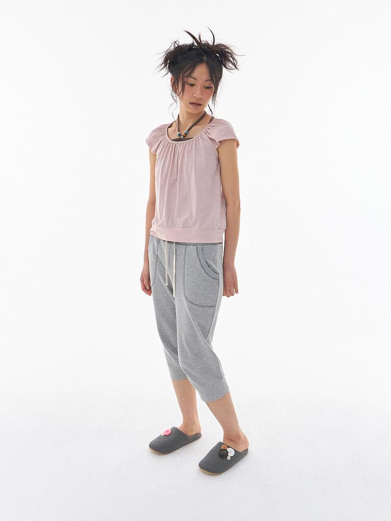 Igseupaieodeugeol Easy Cropped Pants Melange Gray