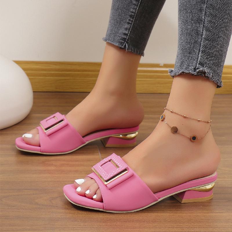 Fashion Women's Summer Comfortable Low Heels Outdoor Wear Slippers Designer Women Square Toe Party Sandals