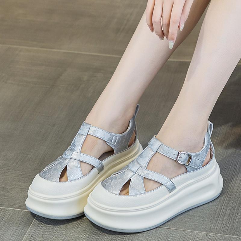 Fashion Roman Thick-Soled Sandals 2025 Summer New Style Outside Casual Women Shoes Versatile Inner Heel Hollow Leather Women Sandals