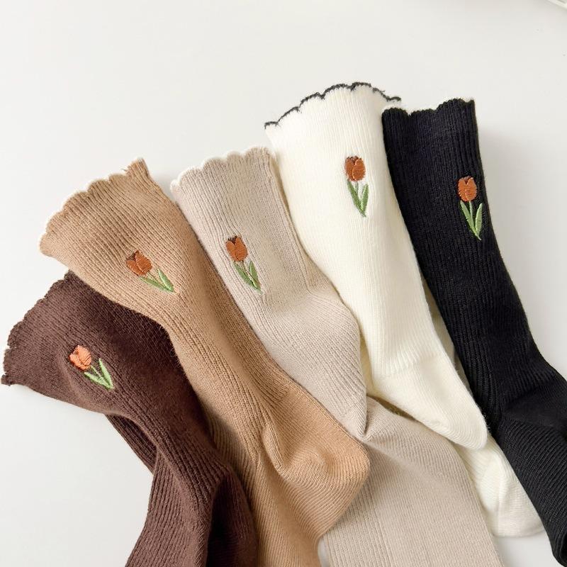 3 Pairs of Women's Socks Set Spring and Summer Thin Breathable Ruffle Edge Socks All Cotton Cute Women's White Printed Socks
