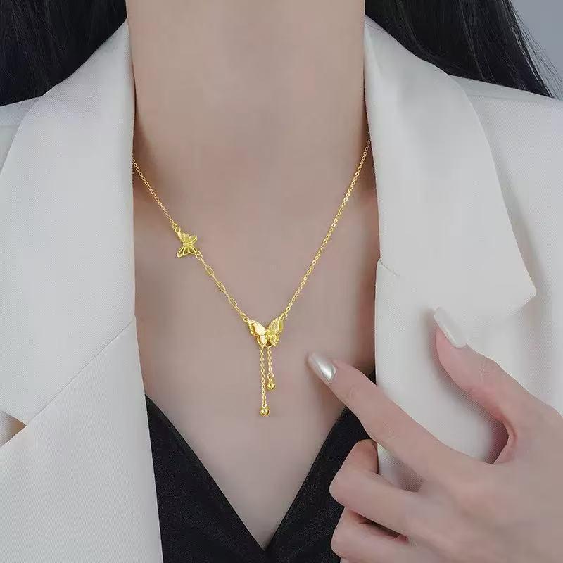 Gold Butterfly Pendant Tassel Necklace: Sparkling and Exquisitely Retro Choker for Women.