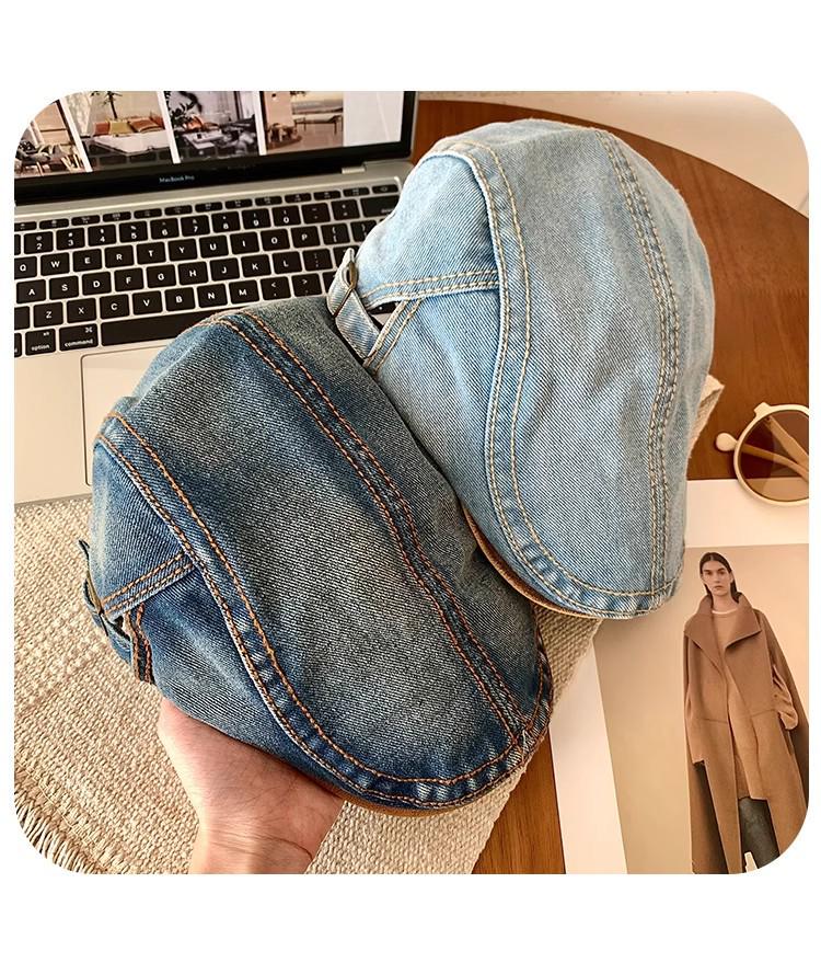 Women's Retro Washed Denim Duckbill Flat Cap with PU, Versatile Face Slimming Design, Spring-Autumn Backwards Beret.