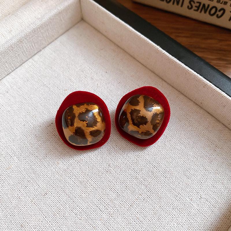 Silver Needle Retro Coffee Leopard Print Round Flower Stud Earrings Temperament Maillard Earrings Autumn and Winter Premium Earrings