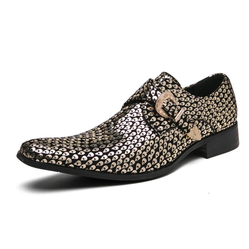 New Fashion Men Dress Shoes Personality Trend Paty Leather Wedding Shoes Men Flats Leather Oxfords Shoes