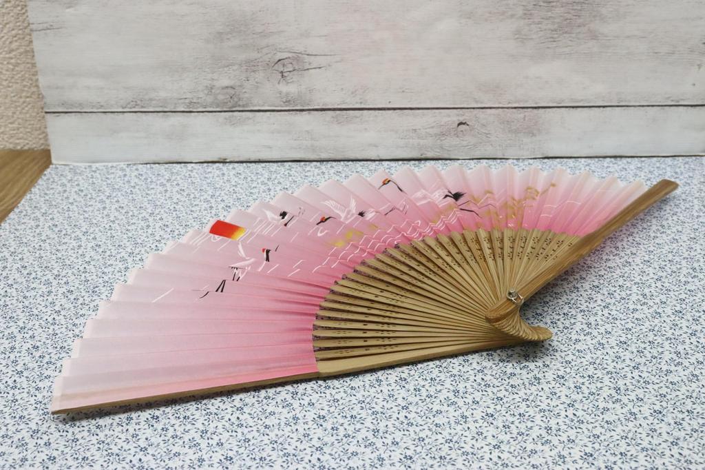 Castle Enterprises Premium Handmade Fans [Crane (Pink)] Set of 20 - A Bulk Purchase, a Great Japanese Souvenir for Foreigners