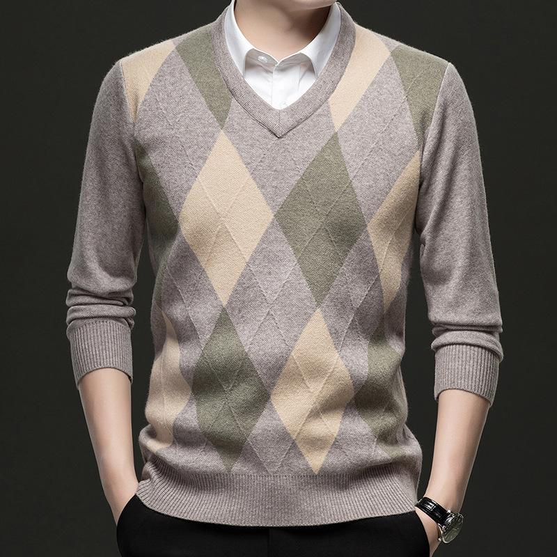 Winter Warm Men's Plaid V-neck Long Sleeved Sweater Knitted Sweater Fashion Casual Versatile Top