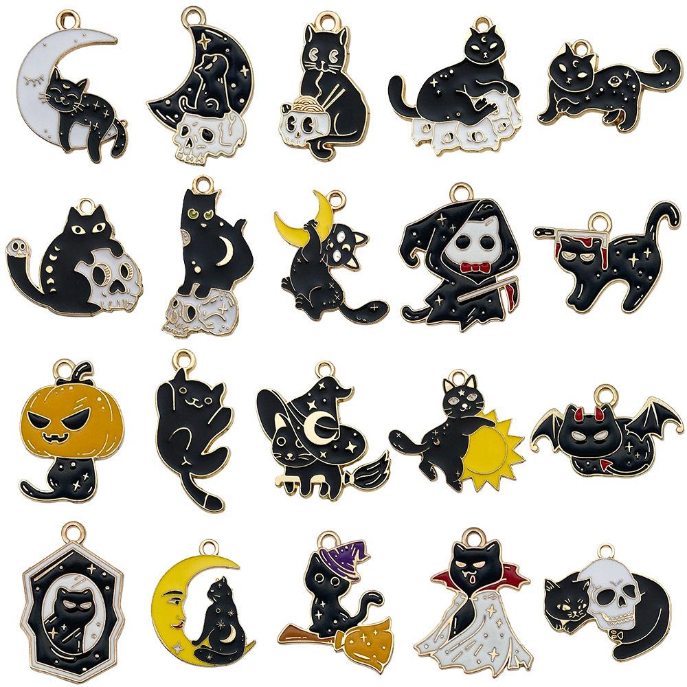 Creative Halloween Accessories DIY Bracelet Necklace Keychain Earrings Pendant Skeleton Ghost Halloween Funny Pendant