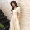 Elegant Retro French Hepburn Style Summer Dress with Slimming Waist and Puff Sleeves