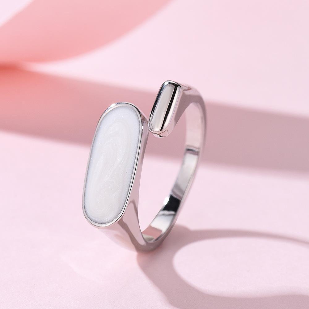 Gold-plated Seiko natural white fritillary open ring, simple personality does not fade ring