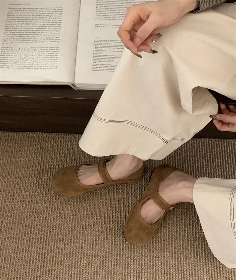 

Mary Jane soft-soled fairy style with skirt evening shoes shallow mouth round head 2025 summer soft leather grandma shoes women s single shoes tide 39 хаки