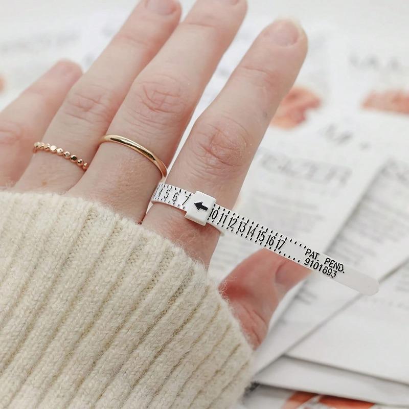 Ring Sizer, Ring Sizer Measuring Tool, Reusable Plastic Finger Size Measuring Tape, Clear And Accurate Jewelry Sizing Making Tool 1-17 USA Rings Sizer