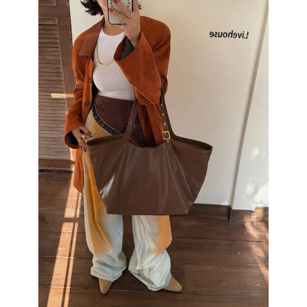 2026 New Tote Bag Large Capacity Commuter Bag Fashion Armpit Shoulder Bun Mother Bag Shopping Bag Leather Women's Bag