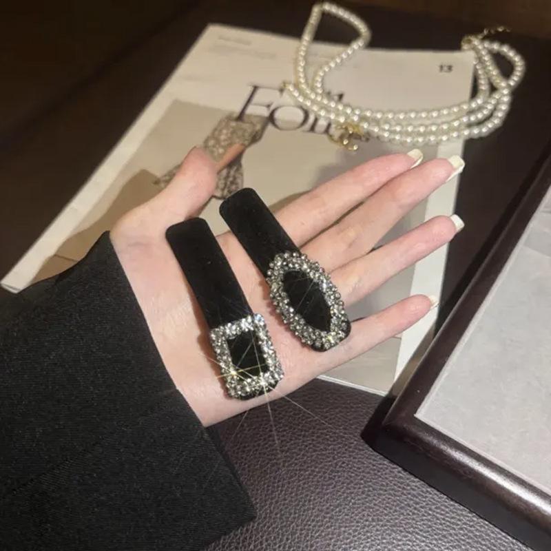 

Блестящая заколка-невидимка со стразами для боковой челки и выбивающихся волосков - французская заколка-автомат для волос