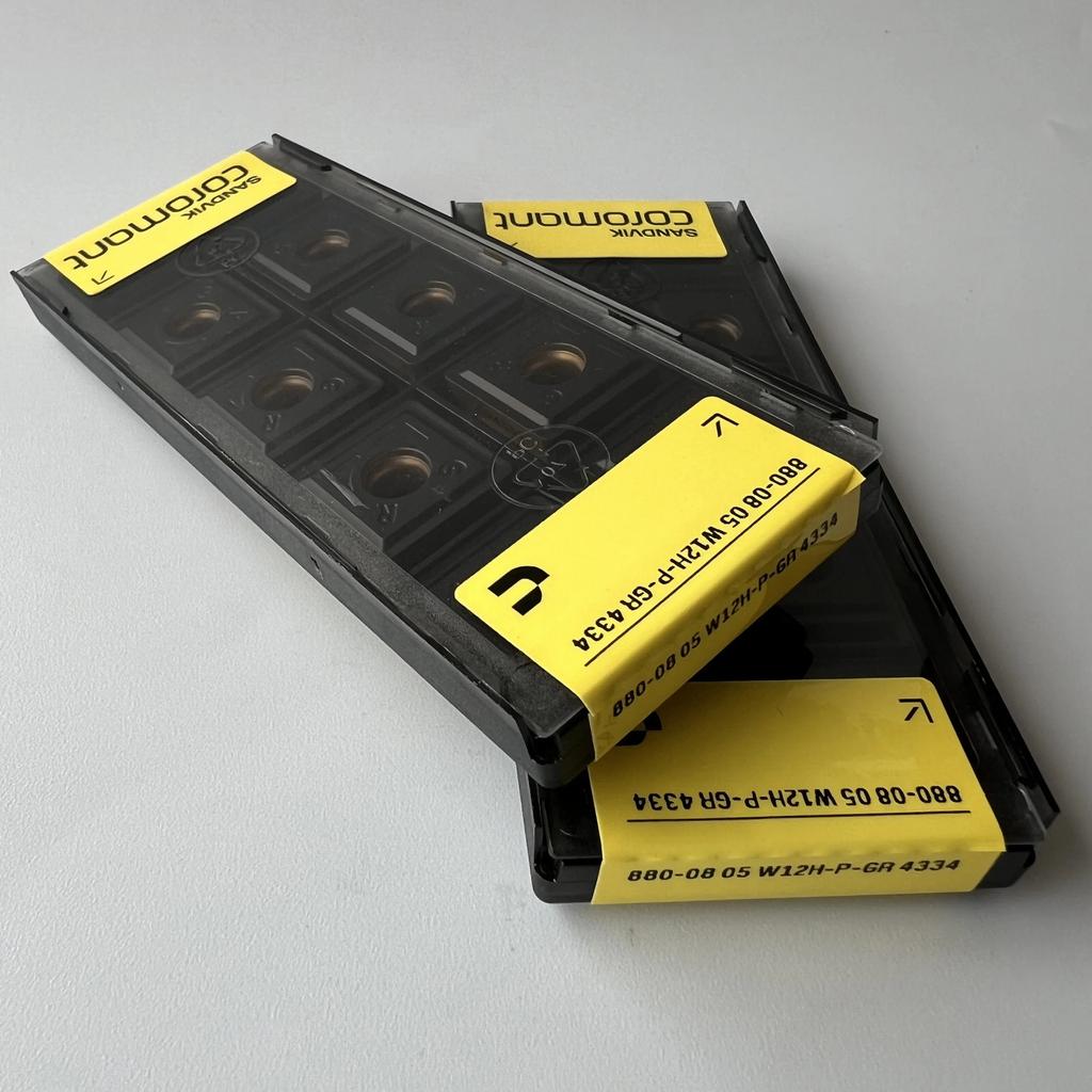SANDVIK / 880-0805W12H-P-GR 4334 / Industrial indexable Carbide Inserts 10 Pcs