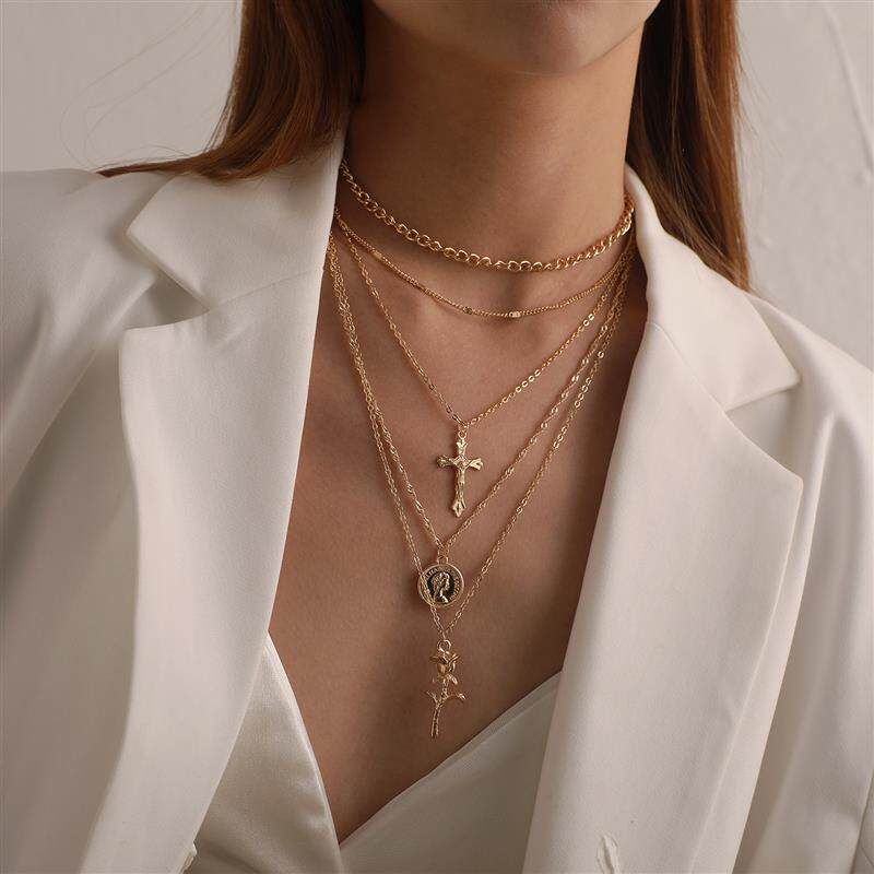 Fashion Cross-Border Sold Jewelry Fashion Cross Queen Head Pendant Necklace Female Elegant Multi-Layer Rose Necklace